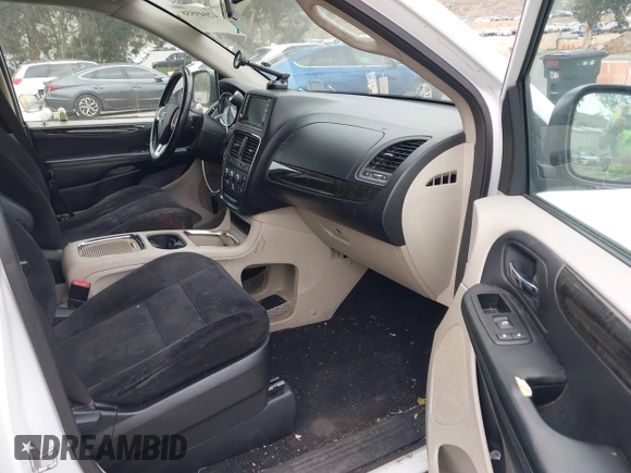 2014 Dodge Grand Caravan SXT with VIN 2C4RDGCG1ER304836, listed as a IAAI auction lot 42049558 with 186,831 mi miles and . Bid and sale history available at DreamBid. Image 5.