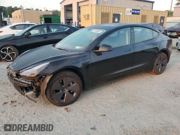 2022 Tesla Model 3 with VIN 5YJ3E1EA9NF369969, listed as a Copart auction lot 53670175 with 93,002 mi miles and Clean Title. Bid and sale history available at carsss.com. Image 1.