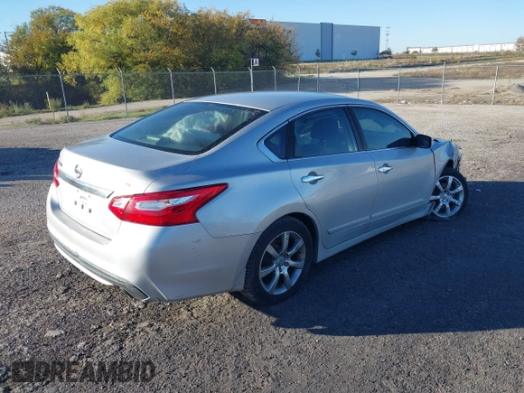 2016 Nissan Altima 2.5 S with VIN 1N4AL3APXGN347668, listed as a IAAI auction lot 40896051 with 166,232 mi miles. Bid and sale history available at carsss.com. Image 4.