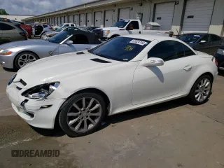 2007 Mercedes-Benz SLK-Class 3.0L with VIN WDBWK54F17F134263, listed as a Copart auction lot 63524744 with 64,006 mi miles and Non Repairable. Bid and sale history available at carsss.com. Image 1.