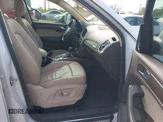2014 Audi Q5 Premium Plus z VIN WA1LFAFP6EA024174, wystawiony jako IAAI lot #42073408 z przebiegiem 145 990 mil mil oraz . Historia ofert i sprzedaży dostępna na DreamBid. Obrazek 5.
