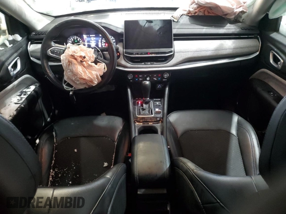 2022 Jeep Compass Latitude with VIN 3C4NJDBB0NT208091, listed as a Copart auction lot 43865705 with 6,761 mi miles and Salvage Title. Bid and sale history available at DreamBid. Image 8.