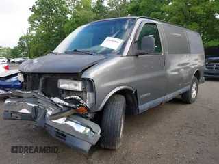 2000 GMC Savana z VIN 1GTFG25R3Y1228802, wystawiony jako IAAI lot #42191466 z przebiegiem 231 335 mil mil oraz . Historia ofert i sprzedaży dostępna na DreamBid. Obrazek 2.