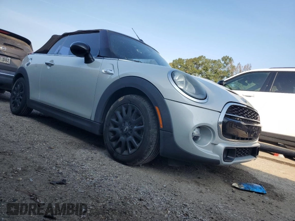 2017 MINI Convertible Cooper S z VIN WMWWG9C33H3C82371, wystawiony jako Copart lot #82549924 z przebiegiem 42 439 mil mil oraz Szkoda całkowita • Salvage title. Historia ofert i sprzedaży dostępna na DreamBid. Obrazek 4.