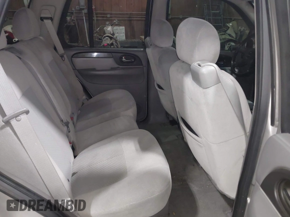 2008 GMC Envoy SLT z VIN 1GKDT13S782101455, wystawiony jako IAAI lot #42043844 z przebiegiem 295 284 mil mil oraz . Historia ofert i sprzedaży dostępna na DreamBid. Obrazek 8.