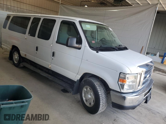 2012 Ford Econoline Passenger XL с VIN 1FBSS3BLXCDB11927, выставлен на аукционе Copart как лот 53880895 с пробегом 125 957 миль миль и Списание • Salvage title. История ставок и продаж доступна на DreamBid. Изображение 4.