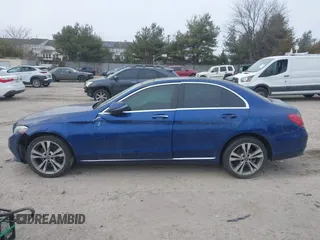 2019 Mercedes-Benz C 300 with VIN 55SWF8EB7KU316371, listed as a IAAI auction lot 41358436 with 78,239 mi miles and . Bid and sale history available at carsss.com. Image 14.