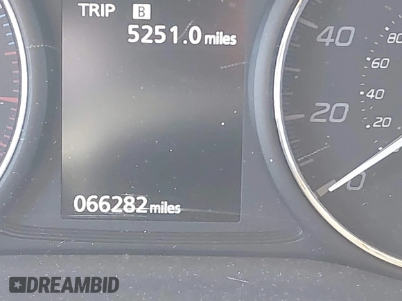 2020 Mitsubishi Outlander ES z VIN JA4AD2A37LJ001216, wystawiony jako IAAI lot #41623939 z przebiegiem 66 282 mil mil oraz . Historia ofert i sprzedaży dostępna na DreamBid. Obrazek 15.