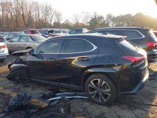 2022 Lexus UX 200 z VIN JTHP3JBH6N2048515, wystawiony jako IAAI lot #41817741 z przebiegiem Nie podano mil oraz . Historia ofert i sprzedaży dostępna na DreamBid. Obrazek 14.