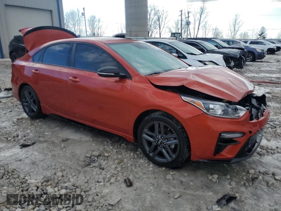 2020 Kia Forte GT-Line with VIN 3KPF34ADXLE207047, listed as a Copart auction lot 46917585 with 33,120 mi miles and Non Repairable. Bid and sale history available at carsss.com. Image 4.