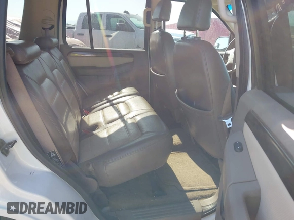 2002 Ford Explorer Eddie Bauer с VIN 1FMDU74W22ZC19114, выставлен на аукционе IAAI как лот 42605639 с пробегом 125 194 миль миль и . История ставок и продаж доступна на DreamBid. Изображение 8.