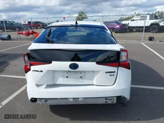 2022 Toyota Prius L Eco with VIN JTDKAMFU5N3174854, listed as a IAAI auction lot 41816230 with 93,444 mi miles. Bid and sale history available at carsss.com. Image 17.