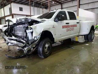 2024 Ram 3500 Tradesman with VIN 3C63RRGL9RG300532, listed as a Copart auction lot 41435055 with 6,913 mi miles and Non Repairable. Bid and sale history available at carsss.com. Image 1.