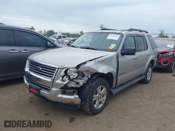 2008 Ford Explorer XLT z VIN 1FMEU73E08UA01188, wystawiony jako IAAI lot #42242286 z przebiegiem 128 226 mil mil oraz . Historia ofert i sprzedaży dostępna na DreamBid. Obrazek 18.
