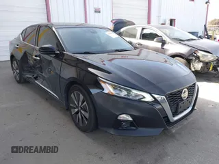 2019 Nissan Altima 2.5 SV with VIN 1N4BL4DV5KC171640, listed as a IAAI auction lot 41845529 with 70,615 mi miles. Bid and sale history available at carsss.com. Image 1.