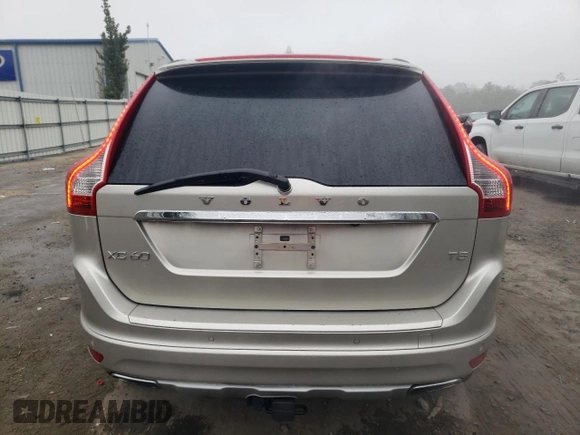 2017 Volvo XC60 Inscription with VIN YV440MDU1H2095073, listed as a Copart auction lot 44886595 with 85,903 mi miles and Salvage Title. Bid and sale history available at carsss.com. Image 6.