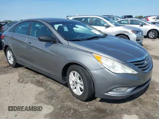 2013 Hyundai Sonata GLS z VIN 5NPEB4AC1DH700618, wystawiony jako IAAI lot #42306434 z przebiegiem 161 094 mil mil oraz . Historia ofert i sprzedaży dostępna na DreamBid. Obrazek 1.