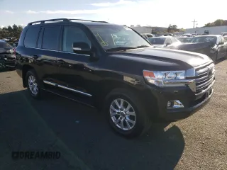 2016 Toyota Land Cruiser z VIN JTMCY7AJ9G4040845, wystawiony jako Copart lot #41391163 z przebiegiem 87 293 mil mil oraz . Historia ofert i sprzedaży dostępna na DreamBid. Obrazek 4.