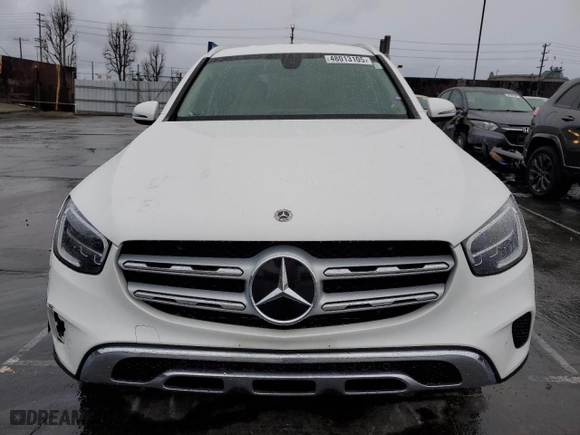 2021 Mercedes-Benz GLC with VIN W1N0G8DB0MV320488, listed as a Copart auction lot 48013105 with 24,458 mi miles and Salvage Title. Bid and sale history available at carsss.com. Image 5.