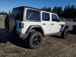 2022 Jeep Wrangler Unlimited Willys with VIN 1C4HJXDM4NW241859, listed as a Copart auction lot 42206205 with 31,449 mi miles and Salvage Title. Bid and sale history available at DreamBid. Image 3.