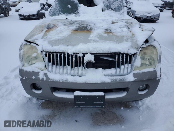 2004 Mercury Mountaineer Convenience z VIN 4M2ZU86W44UJ08815, wystawiony jako Copart lot #44847325 z przebiegiem Nie podano mil oraz Czysty tytuł • Clean title. Historia ofert i sprzedaży dostępna na DreamBid. Obrazek 12.