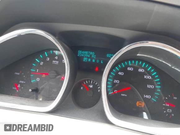 2011 Chevrolet Traverse 1LT z VIN 1GNKRGED3BJ373931, wystawiony jako IAAI lot #40876388 z przebiegiem 234 394 mil mil oraz . Historia ofert i sprzedaży dostępna na DreamBid. Obrazek 15.