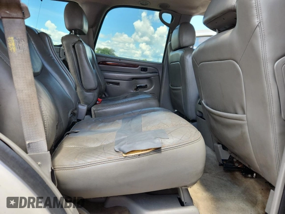 2004 Cadillac Escalade with VIN 1GYEK63N74R228938, listed as a Copart auction lot 63845725 with 267,438 mi miles and Salvage title. Bid and sale history available at DreamBid. Image 11.