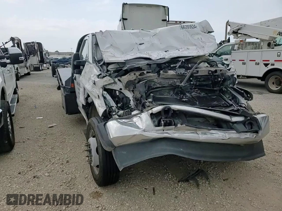 2020 Ford F-550 XL z VIN 1FDUF5GT6LDA02857, wystawiony jako Copart lot #66393634 z przebiegiem Nie podano mil oraz Nie do naprawy. Historia ofert i sprzedaży dostępna na DreamBid. Obrazek 11.