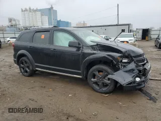 2019 Dodge Journey Crossroad with VIN 3C4PDCGB2KT803118, listed as a Copart auction lot 83989134 with 59,996 mi miles and Salvage Title. Bid and sale history available at DreamBid. Image 4.