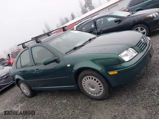 2000 Volkswagen New Jetta GL with VIN 3VWRF29M1YM145738, listed as a IAAI auction lot 41338262 with 350,239 mi miles. Bid and sale history available at carsss.com. Image 13.