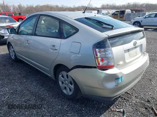 2005 Toyota Prius with VIN JTDKB20U853025994, listed as a IAAI auction lot 41935239 with 175,281 mi miles and . Bid and sale history available at DreamBid. Image 3.
