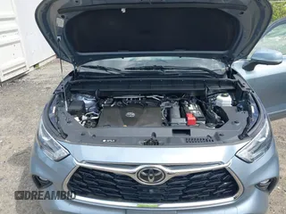 2022 Toyota Highlander Limited z VIN 5TDDZRBH5NS162256, wystawiony jako IAAI lot #42177200 z przebiegiem 33 932 mil mil oraz . Historia ofert i sprzedaży dostępna na DreamBid. Obrazek 10.