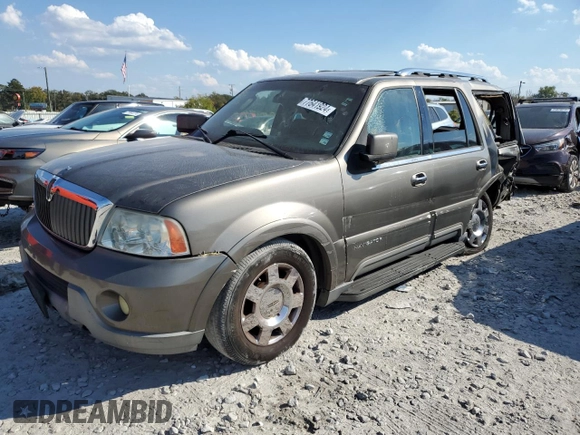 2003 Lincoln Navigator Luxury with VIN 5LMFU28R43LJ34986, listed as a Copart auction lot 77641924 with 188,803 mi miles and Salvage Title. Bid and sale history available at carsss.com. Image 1.