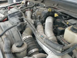 2016 Ford F-250 Lariat z VIN 1FT7W2BT3GEA49691, wystawiony jako IAAI lot #43099018 z przebiegiem 120 126 mil mil oraz . Historia ofert i sprzedaży dostępna na DreamBid. Obrazek 22.