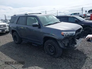 2023 Toyota 4Runner SR5 с VIN JTEMU5JR1P6088009, выставлен на аукционе IAAI как лот 41974622 с пробегом 29 837 миль миль и . История ставок и продаж доступна на DreamBid. Изображение 1.