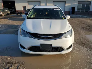 2018 Chrysler Pacifica Touring L with VIN 2C4RC1BG8JR124054, listed as a Copart auction lot 49787405 with 123,801 mi miles and Salvage Title. Bid and sale history available at DreamBid. Image 5.