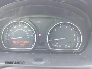2006 BMW X3 3.0i z VIN WBXPA93406WD33938, wystawiony jako IAAI lot #42342328 z przebiegiem 198 796 mil mil oraz . Historia ofert i sprzedaży dostępna na DreamBid. Obrazek 7.