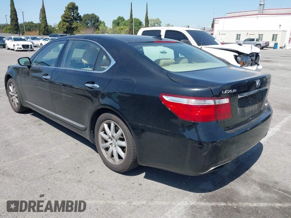 2007 Lexus LS 460 L z VIN JTHGL46F375001759, wystawiony jako IAAI lot #41959744 z przebiegiem 144 668 mil mil oraz . Historia ofert i sprzedaży dostępna na DreamBid. Obrazek 3.