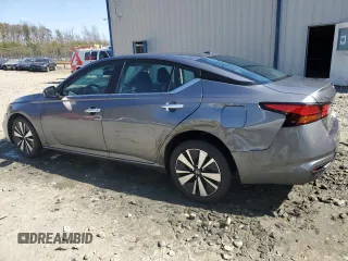 2021 Nissan Altima SV with VIN 1N4BL4DV6MN396172, listed as a Copart auction lot 48780375 with 42,839 mi miles and Clean Title. Bid and sale history available at carsss.com. Image 2.