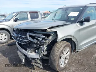 2020 Ford Explorer XLT with VIN 1FMSK8DH0LGB90584, listed as a IAAI auction lot 41524542 with 73,030 mi miles. Bid and sale history available at carsss.com. Image 18.