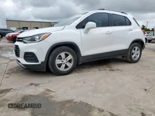 2020 Chevrolet Trax LT z VIN 3GNCJLSBXLL316062, wystawiony jako Copart lot #60820165 z przebiegiem 36 448 mil mil oraz Szkoda całkowita • Salvage title. Historia ofert i sprzedaży dostępna na DreamBid. Obrazek 1.