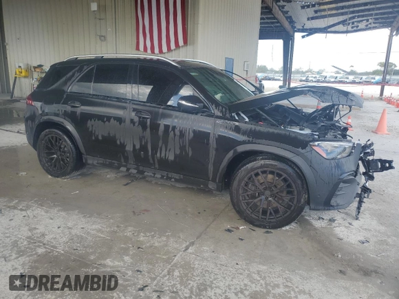 2024 Mercedes-Benz GLE 450 with VIN 4JGFB5KB8RB122828, listed as a Copart auction lot 84754404 with 9,329 mi miles and Salvage title. Bid and sale history available at DreamBid. Image 4.