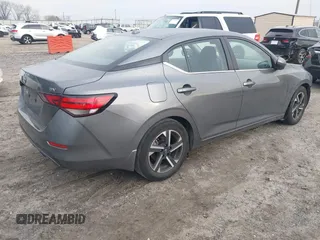 2024 Nissan Sentra SV z VIN 3N1AB8CV4RY222342, wystawiony jako IAAI lot #41786619 z przebiegiem 32 968 mil mil oraz . Historia ofert i sprzedaży dostępna na DreamBid. Obrazek 4.