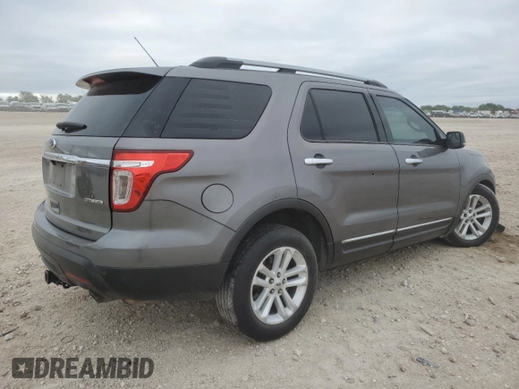 2014 Ford Explorer XLT z VIN 1FM5K7D8XEGB73043, wystawiony jako Copart lot #52146485 z przebiegiem 177 394 mil mil oraz Szkoda całkowita • Salvage title. Historia ofert i sprzedaży dostępna na DreamBid. Obrazek 3.