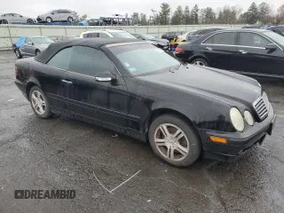 2000 Mercedes-Benz CLK 320/430 with VIN WDBLK65G7YT046952, listed as a Copart auction lot 81919584 with 131,468 mi miles and Clean Title. Bid and sale history available at DreamBid. Image 4.
