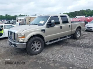 2010 Ford F-250 XL z VIN 1FTSW2AR4AEB11767, wystawiony jako IAAI lot #42490922 z przebiegiem 258 343 mil mil oraz . Historia ofert i sprzedaży dostępna na DreamBid. Obrazek 2.