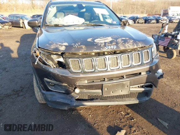 2019 Jeep Compass Latitude with VIN 3C4NJDBB8KT768355, listed as a IAAI auction lot 41480885 with 30,823 mi miles and . Bid and sale history available at carsss.com. Image 6.