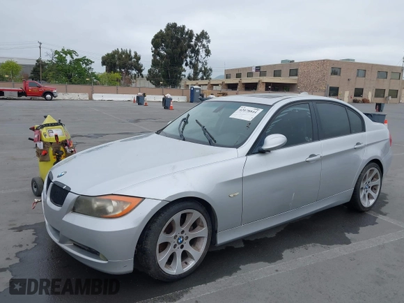2007 BMW 3 Series 328i with VIN WBAVC53597FZ70807, listed as a IAAI auction lot 42078844 with 187,958 mi miles and . Bid and sale history available at carsss.com. Image 6.
