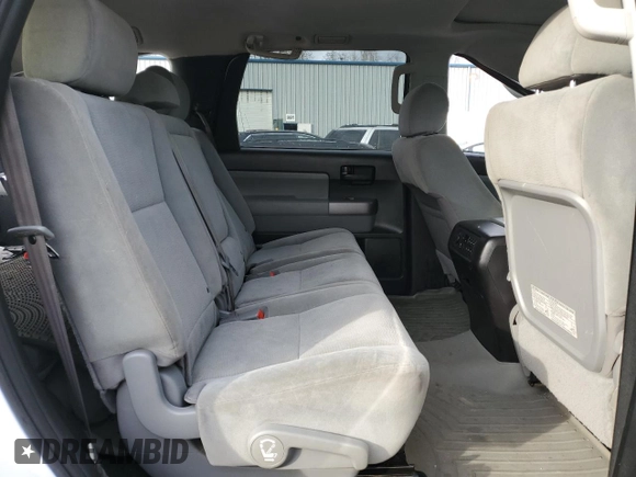 2014 Toyota Sequoia SR5 with VIN 5TDBW5G12ES104755, listed as a Copart auction lot 45687475 with 131,439 mi miles and Salvage Title. Bid and sale history available at carsss.com. Image 11.