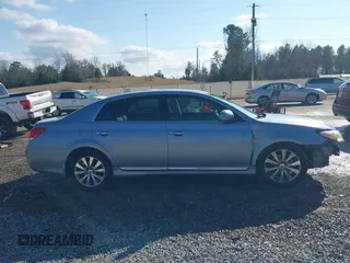 2012 Toyota Avalon z VIN 4T1BK3DB5CU456391, wystawiony jako IAAI lot #41388405 z przebiegiem 107 280 mil mil oraz . Historia ofert i sprzedaży dostępna na DreamBid. Obrazek 14.